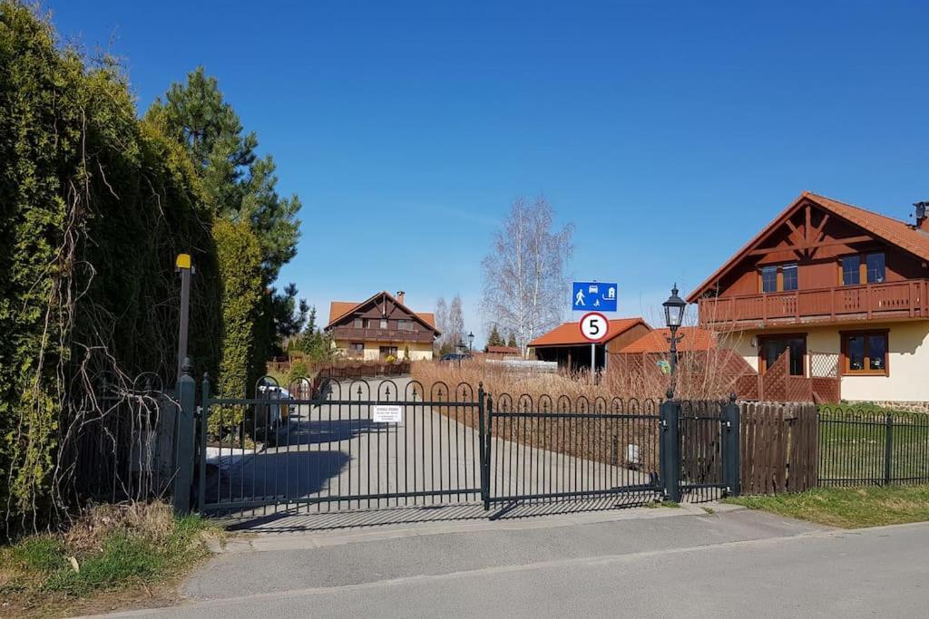 Villa Leika - Panoramablick am Riesengebirge Mysłakowice Exterior foto